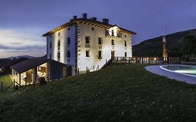 Palacio De Yrisarri By Irrisarri Land