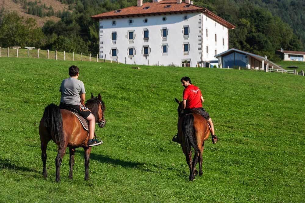 Palacio De Yrisarri By Irrisarri Land Igantzi Buitenkant foto