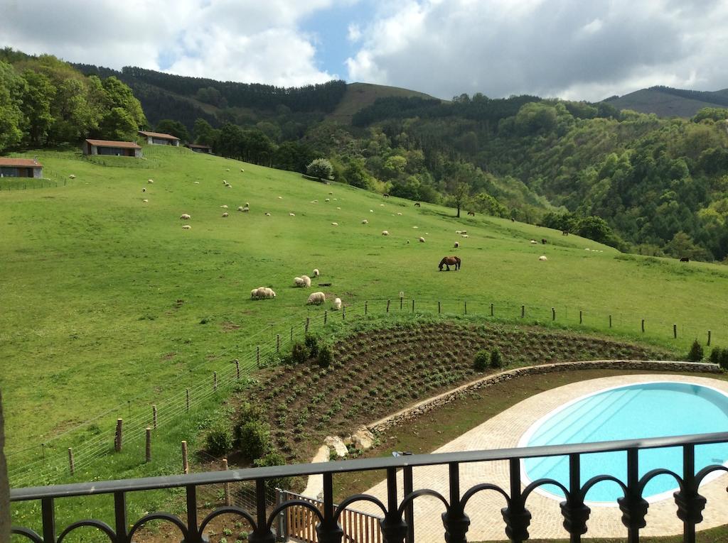 Palacio De Yrisarri By Irrisarri Land Igantzi Buitenkant foto
